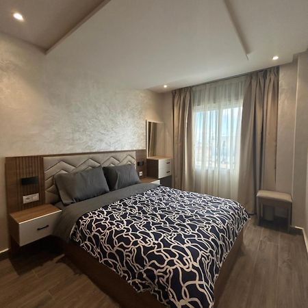 Splendide Studio Haut Standing En Face De La Marina Et A 200 M Du Port De Tanger - 1 Chambre Double Eksteriør billede